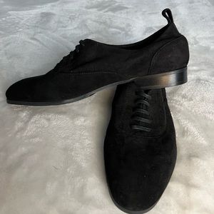 NWOT Elegant Black Suede Women's Loafers